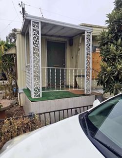 Mobile Home (Needs To Be Moved)
