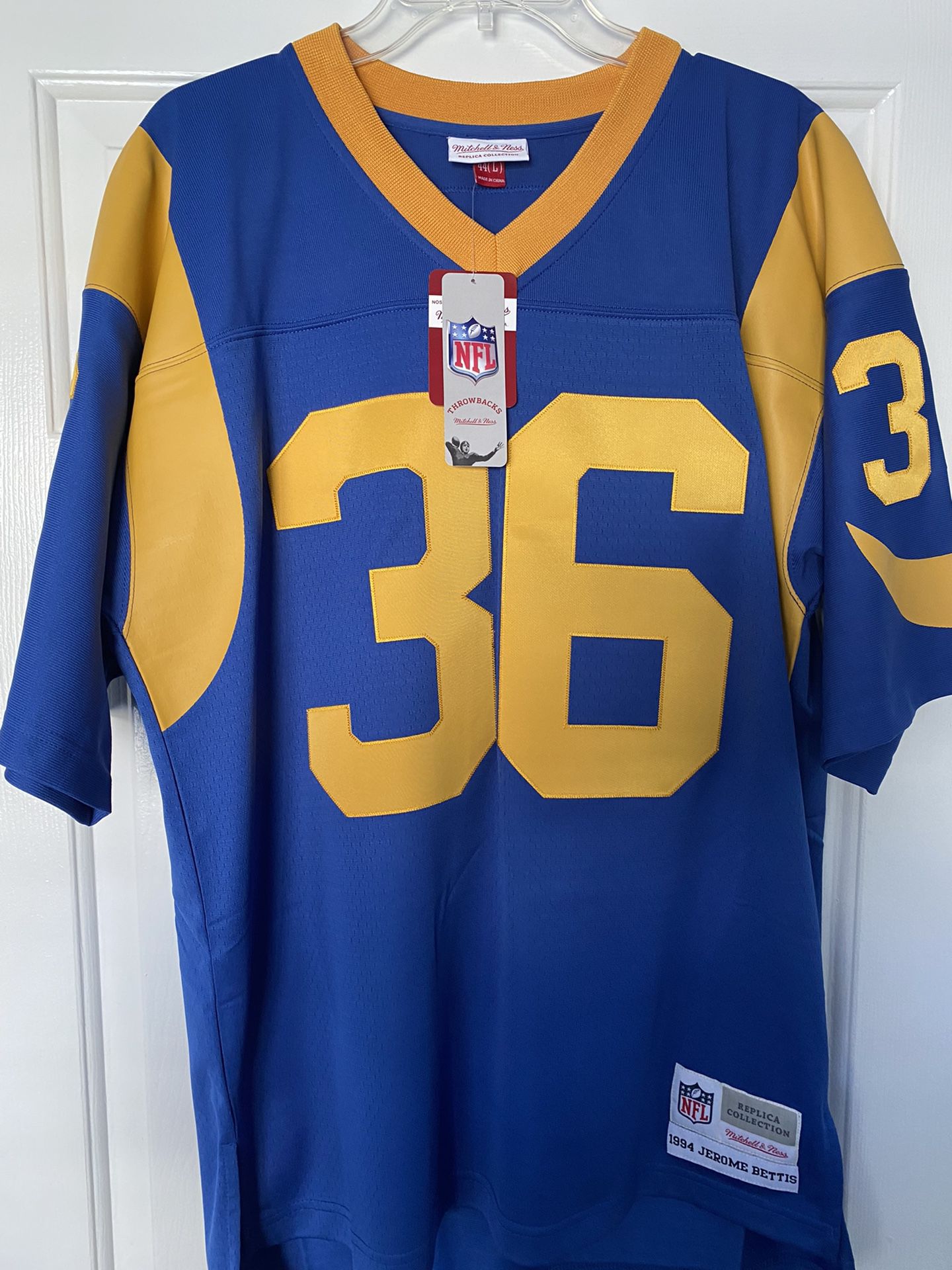 Rams Jersey for Sale in Fontana, CA - OfferUp