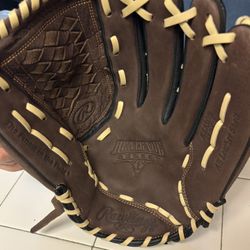 Rawlings 13 Inch Glove 