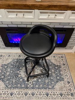 Black garage stationary hobby stool