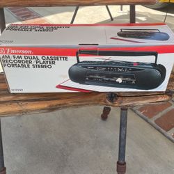 Vintage Radio Emerson