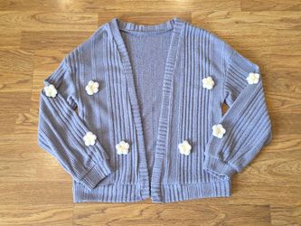 Light Blue Ribbed Cardigan w/ Flowers 11-12y