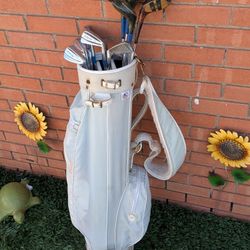 Vintage (1970s) USA Made Miller Golf Bag w/ Classic Wooden Woods & Iron Set