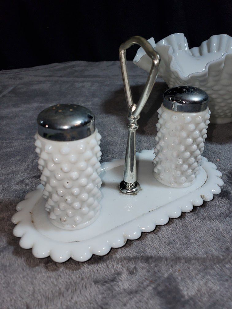 Vintage Milk Glass Hobnail Salt and Pepper Shakers with Caddy
