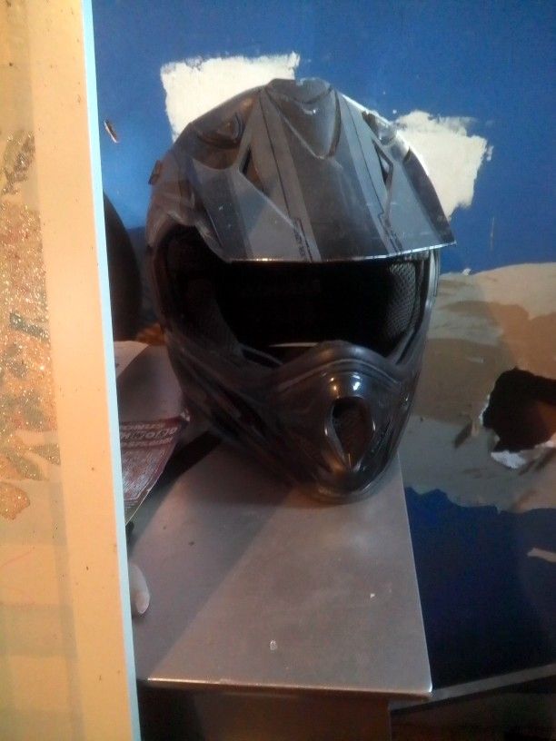 Freenzy Max Helmet