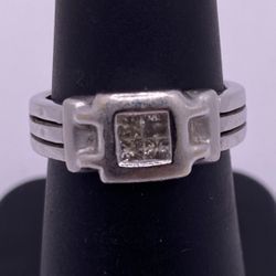 Ladies White 14kt Gold Ring W/ Czs