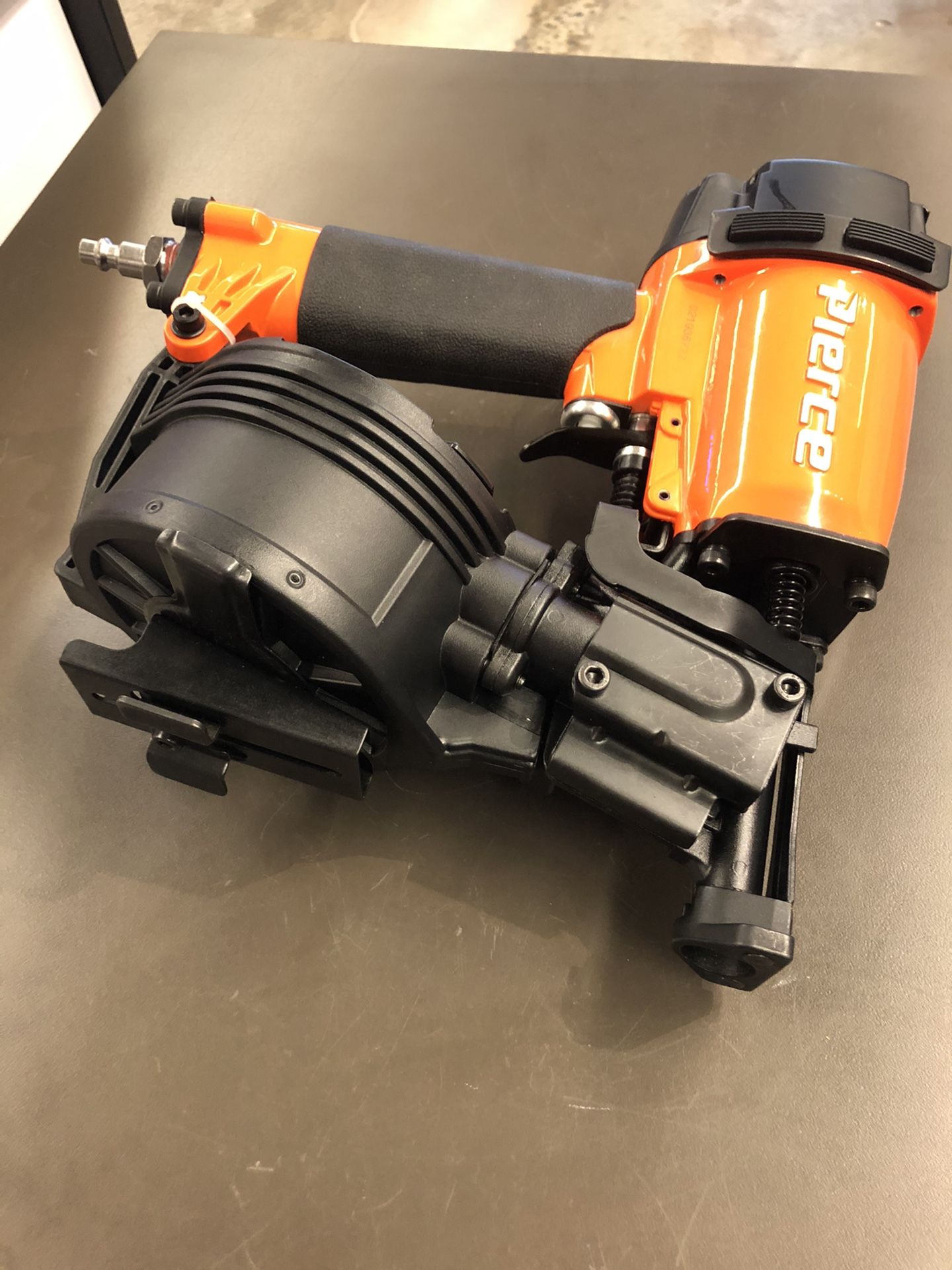 Pierce PRCRF Coil Roofing Nailer. Brand New. Pick up at Gold and Pawn