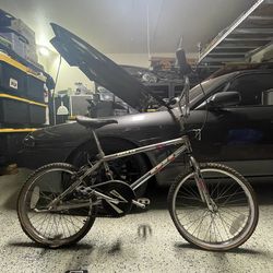 Diamond back bmx bike