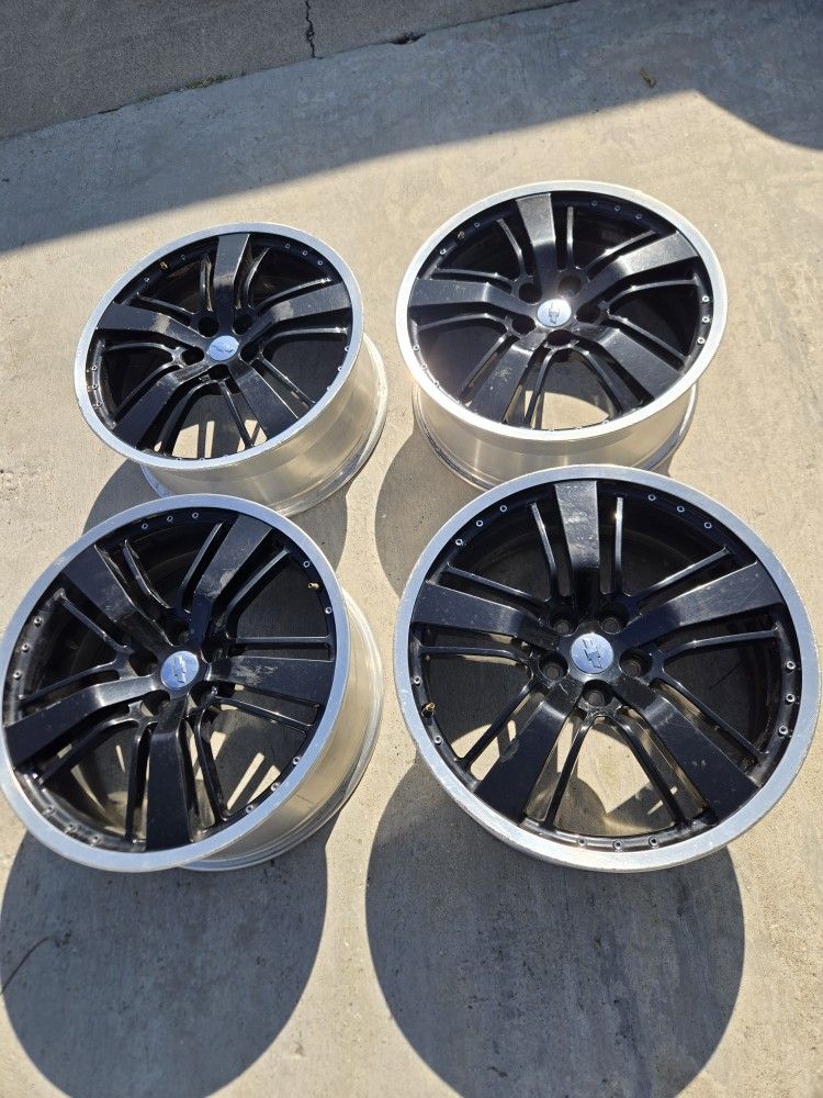 Chevy Chevrolet 21 Inch Camaro Wheels Rims 5x120 for Sale in Anaheim ...