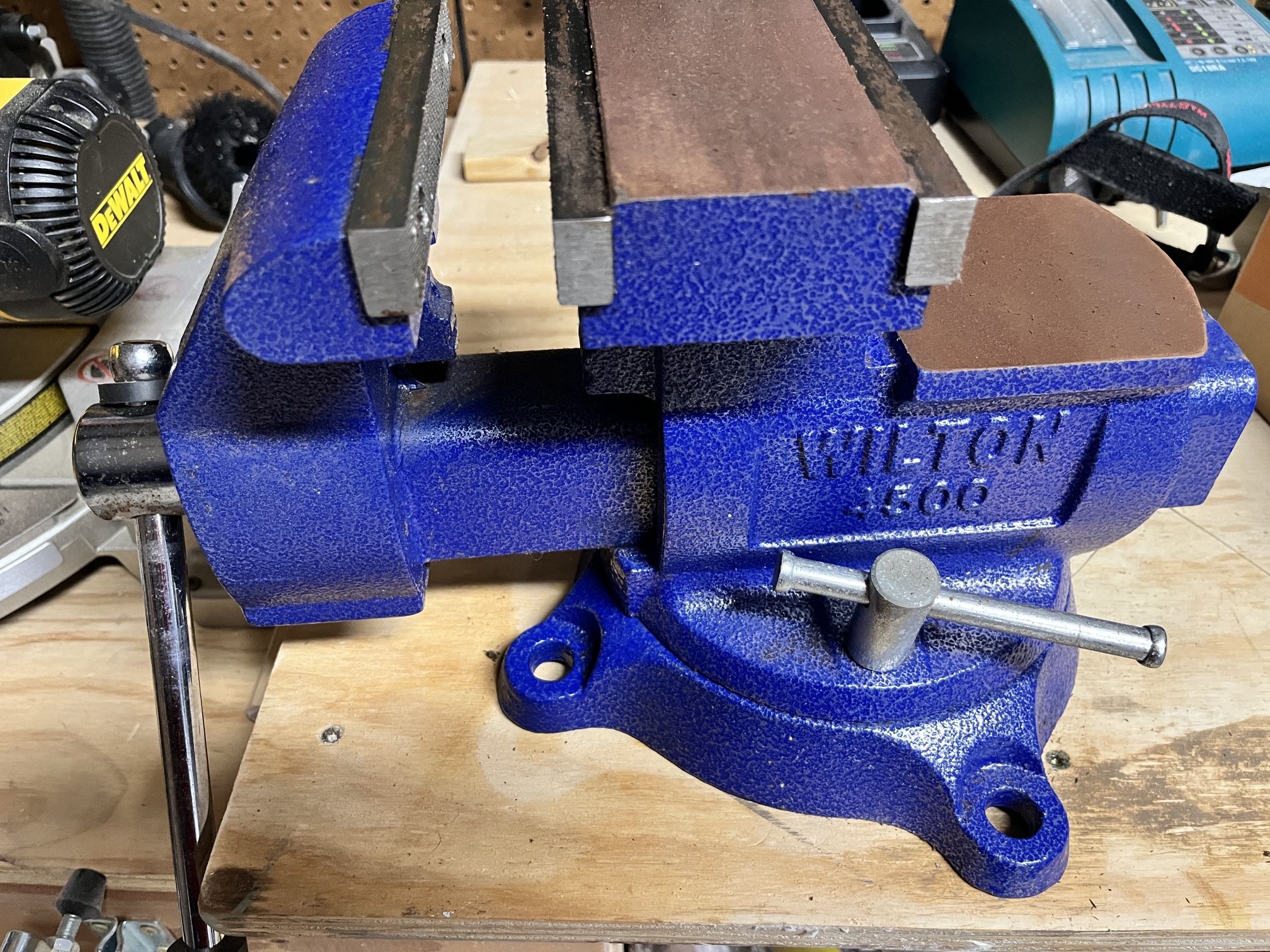Wilton 4500 Reversible Multi-Purpose Mechanics Bench Vice