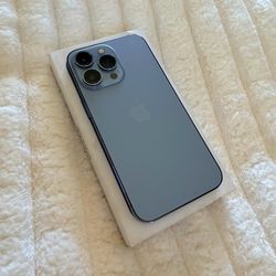 iPhone 13 Pro 128GB unlocked