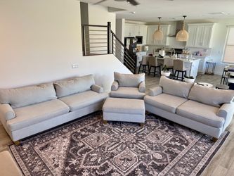 Living spaces couch set