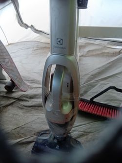 Electrolux cordless vacuum