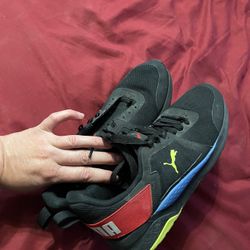 Puma Sneakers