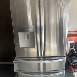 French Door refrigerator 