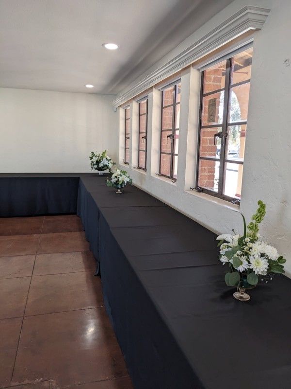 Set Of 18 Black Fabric 90"x132" Rectangular Table Linens