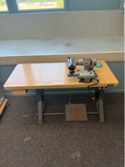 Industrial sewing machine