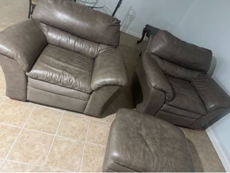 pieces Gray leather gel chair with 3 piece