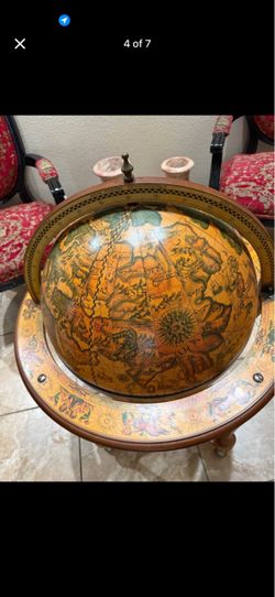 Vintage Style Globe Bar Cabinet