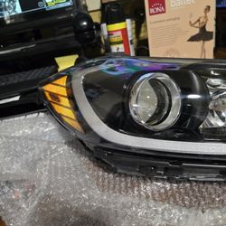 Hyundai Elantra Right Hand Headlight Headlamp  Fit 2017 - 2018 Halogen Projector Oe  # 161