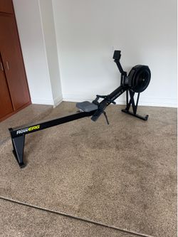 Concept 2 RowERG Model D Rowing Machine PM5 w/ Tall Legs 20" Height (ONLY 87k Lifetime Meters)