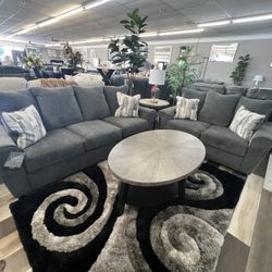 2 Pc Sofa And Loveseat 