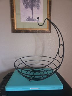 Counter Top Fruit Basket