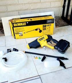 DeWALT 20V Pressure Washer 550 PSI