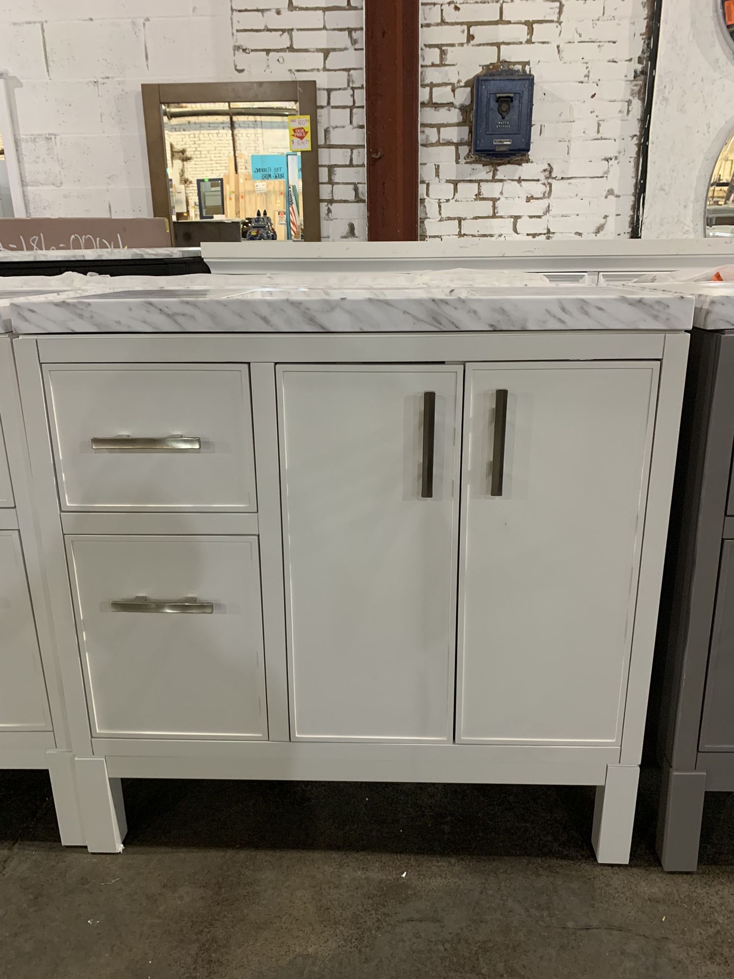 36 Inch Solid Wood White Vanity With Engineered Stone Composite Top *NEW* 