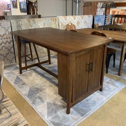  Hojen Bar Table