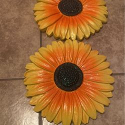 House Decor Sunflower New $10 Both 