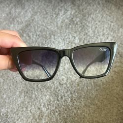 Quay CALL THE SHOTS Sunglasses