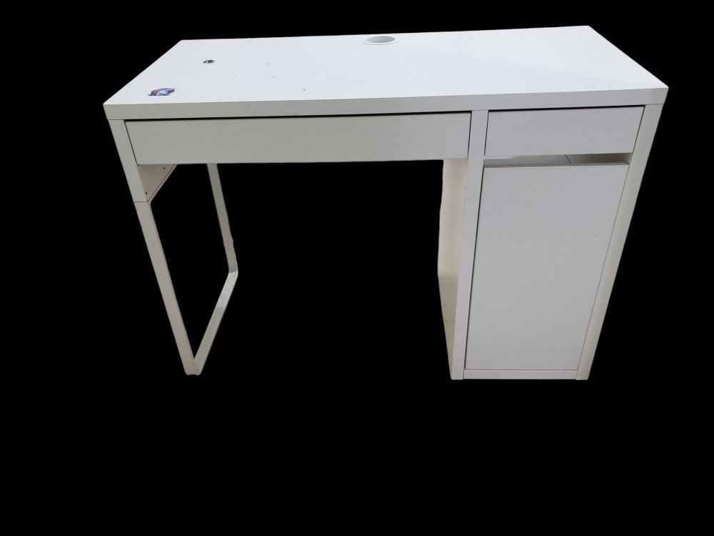 Ikea MICKE Desk white