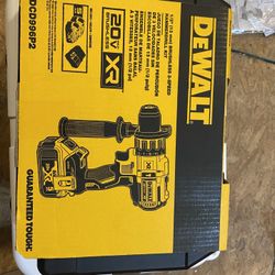 1/2” Dewalt Xr Hammer Drill Kit Nuevo 