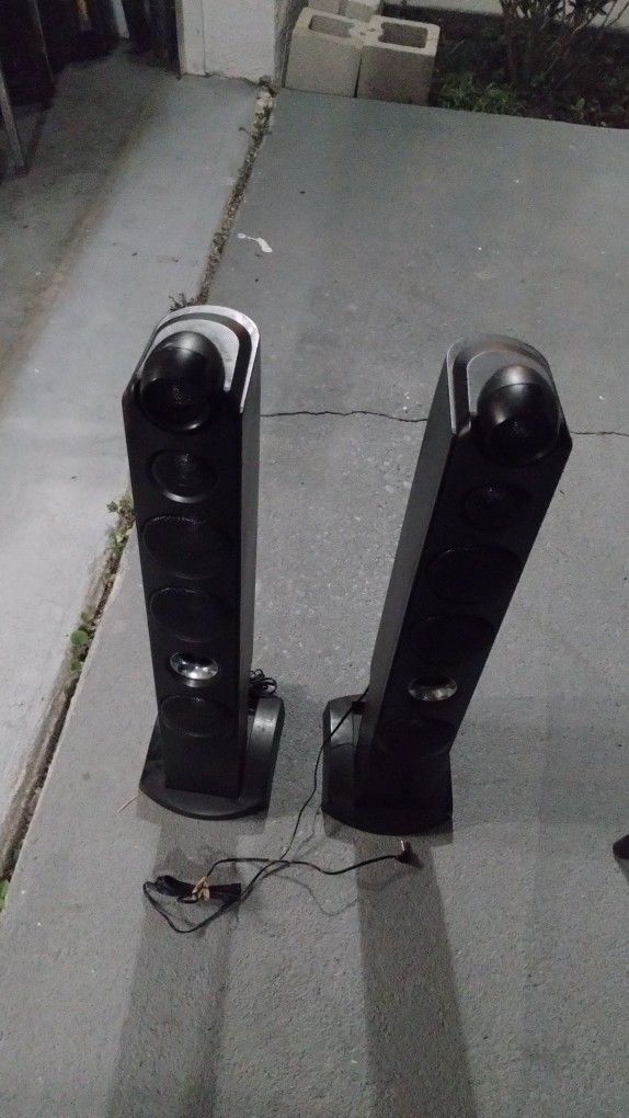 2 Speaker