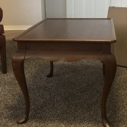 Ethan Allen Queen Anne leg Coffee Table