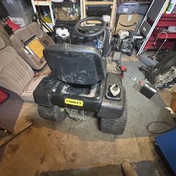 Lawnmower used fo muddin