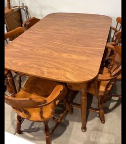 Ethan Allen Dining Set – Table + 6 Chairs $120