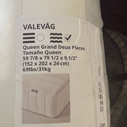 Mattress- Colchón Queen 