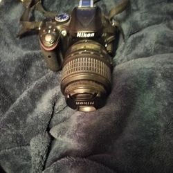 Nikon D5200 200$ Or Best Offer 