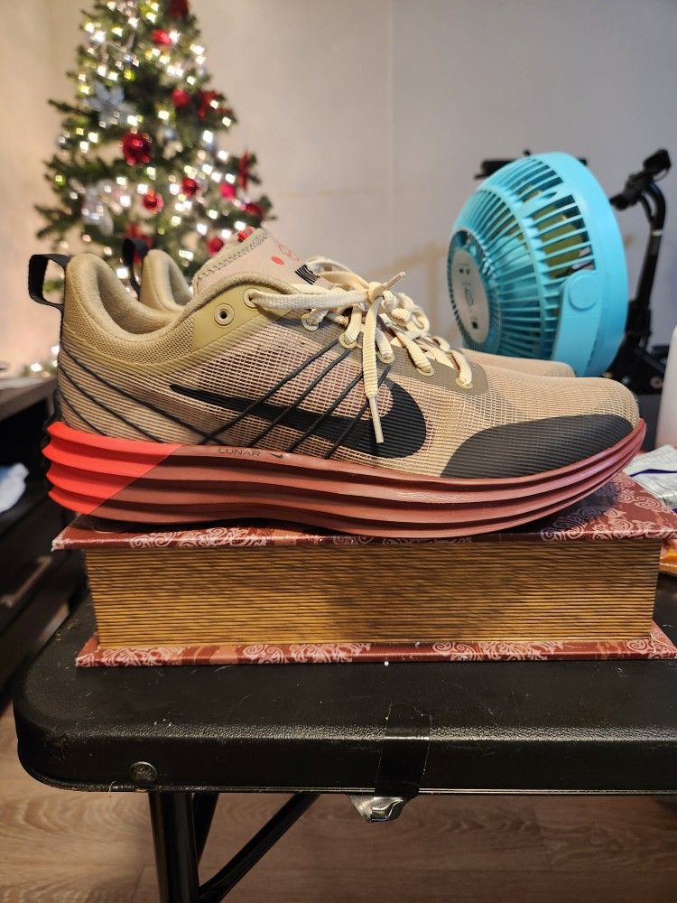 Nike Shoes Size 10.5