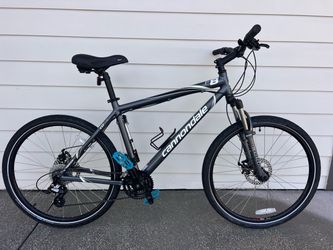 Bike Road Hybrid Cannondale F8 Bicycle