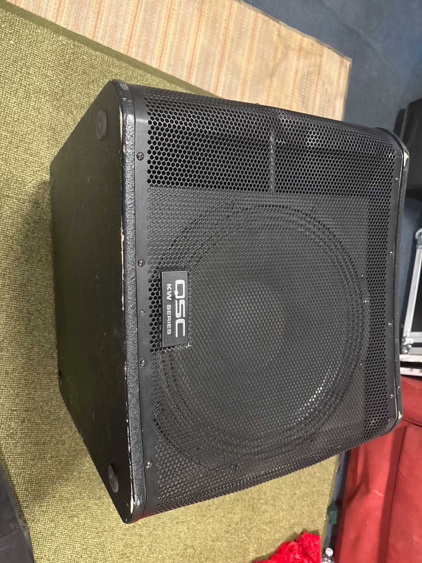 DJ SOUND AND LIGHTS