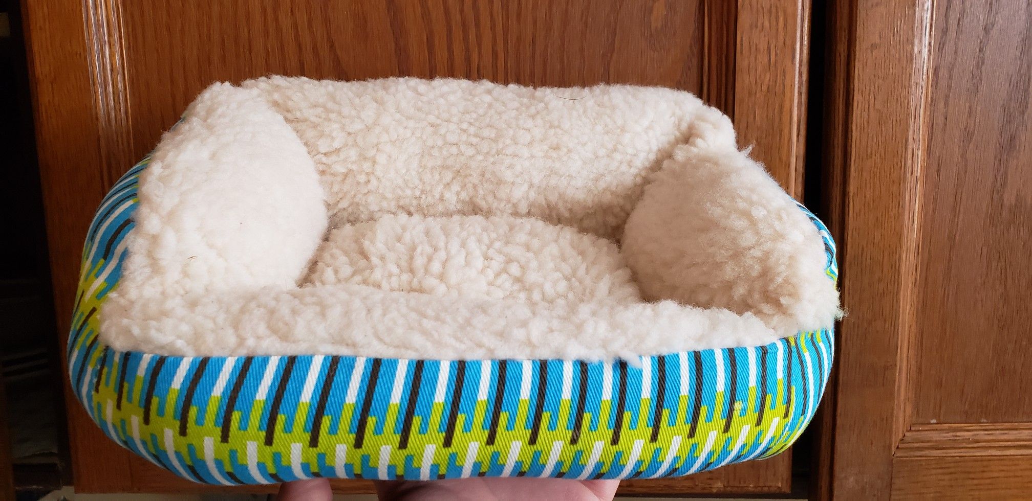 SMALL PET BED