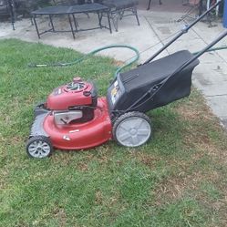 Craftsman Lawnmower PUSH Working On Excellent Condition 