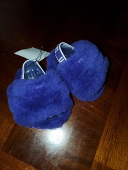 baby ugg slippers size 1