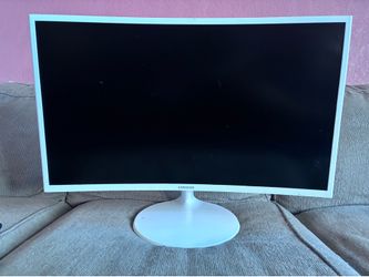 Samsung 27” Curved Monitor (CF390 Series)