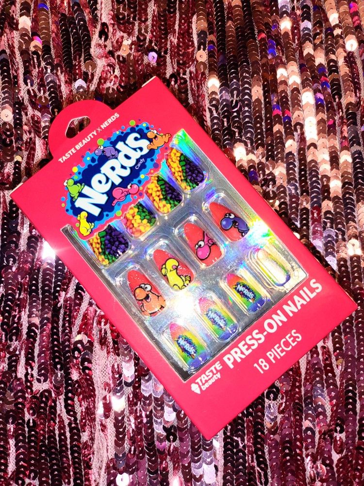 NERDS QUALITY PRESS ON NAILS