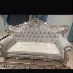 Baroque Style Tufted Velvet Sofa condition accme sty