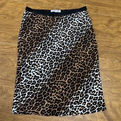 ELIZABETH AND JAMES Women’s Animal Print PullUp Elastic Waist Midi Skirt size 8